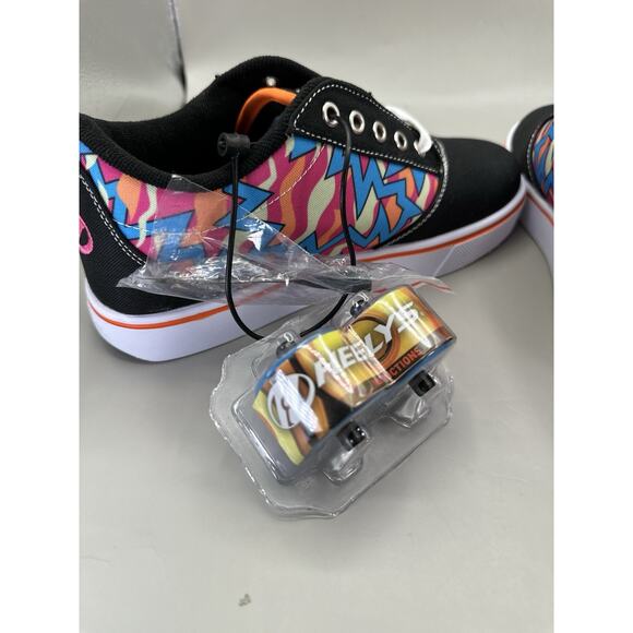 Heelys Pro 20 90s Print Lace-Up Skate Wheel Sneaker Shoes Youth Size 4 NEW - Picture 7 of 9